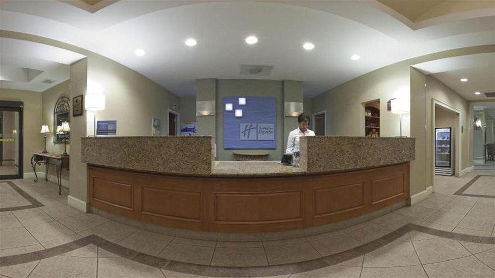 Express & Tampa-anderson Road-veterans Exp By Ihg West Chase