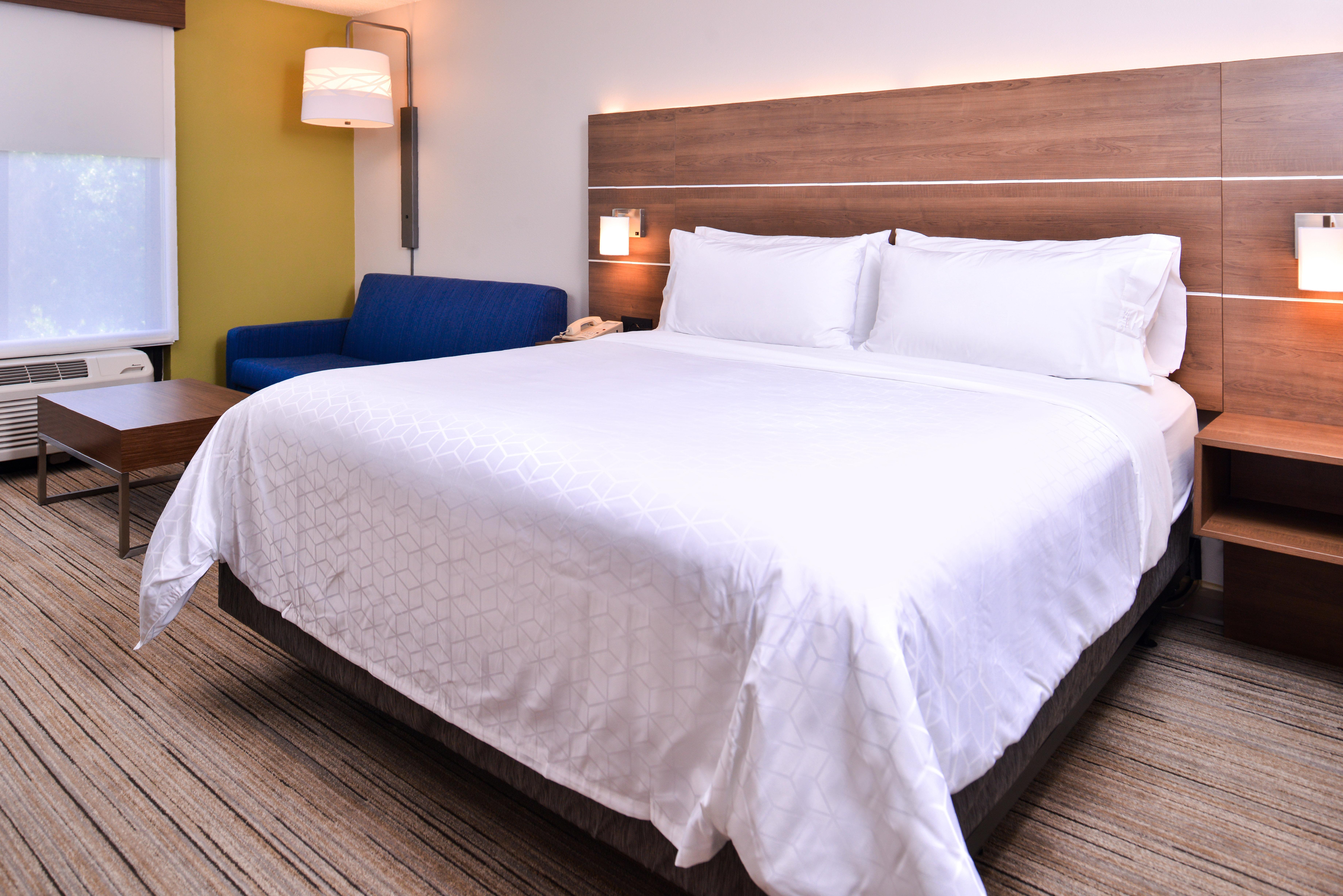 Hotel Express & Tampa-anderson Road-veterans Exp By Ihg West Chase