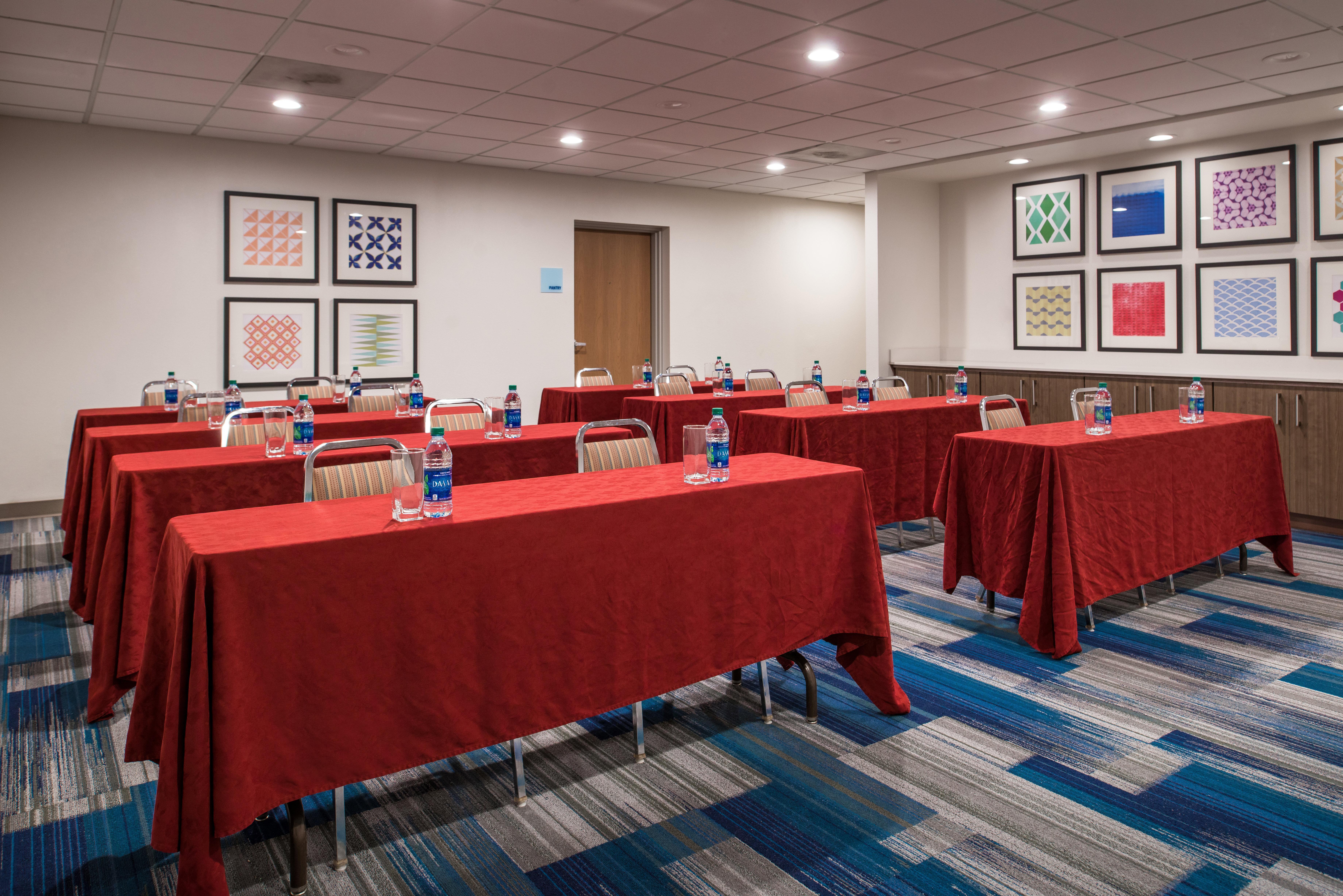 Express & Tampa-anderson Road-veterans Exp By Ihg Hotel West Chase