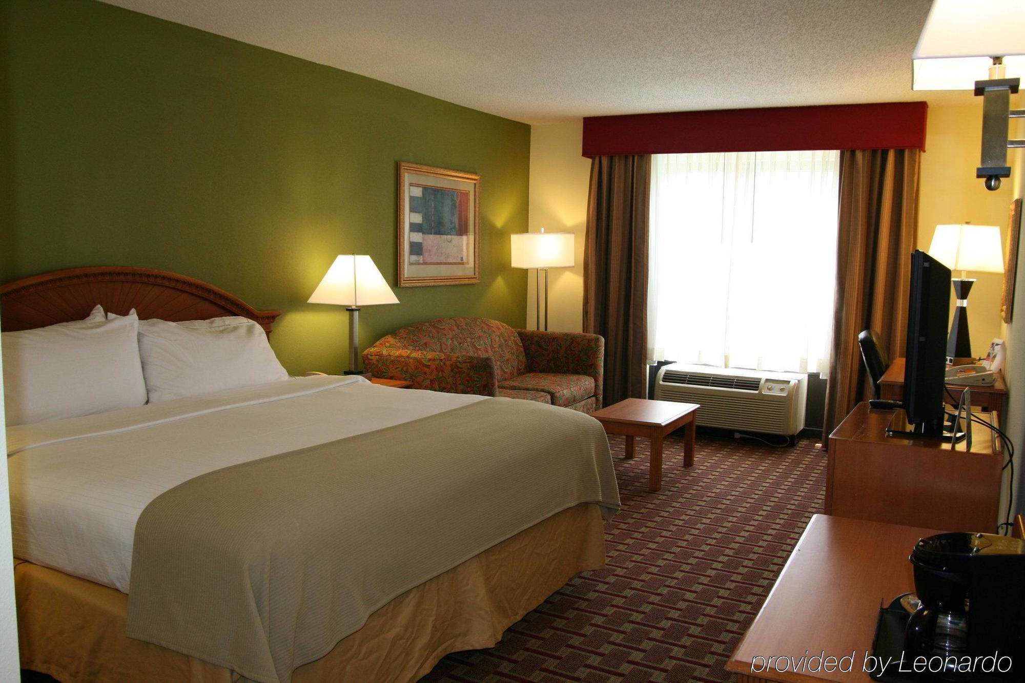 Express & Tampa-anderson Road-veterans Exp By Ihg 2* West Chase
